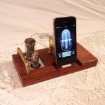 Iphone Dock - Ipod Dock - Charger And Sync Station..