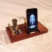 iPhone Dock - iPod Dock - Charger and Sync Station -- Oak - Tube Model steampunk