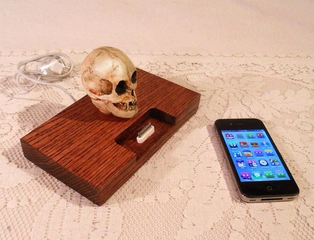 Skull Iphone - Ipod Dock -charger And Sync Station - Oak - - Scary - Handmade Skull Limited Edition